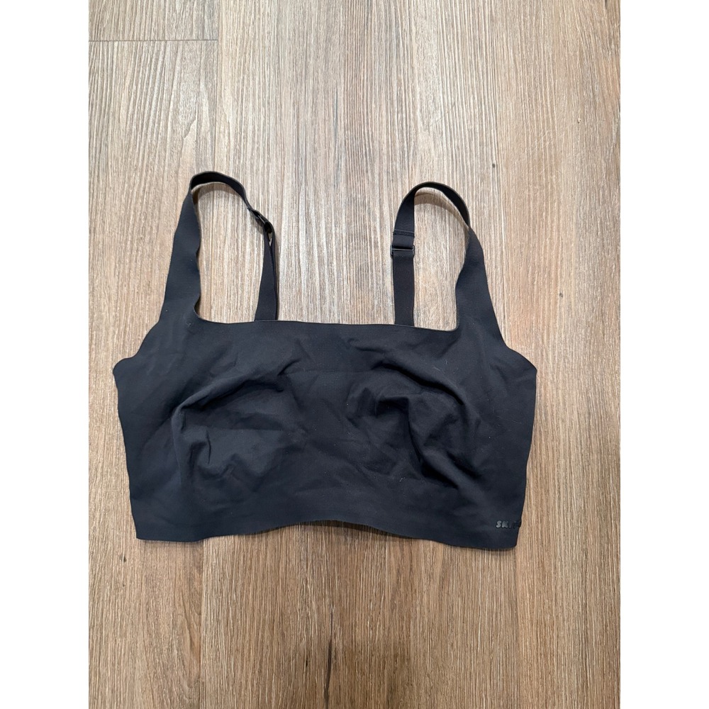 SKIMS Fits Everybody Scoop Neck Bra Onyx Black Size S Bralette Adjustable Straps